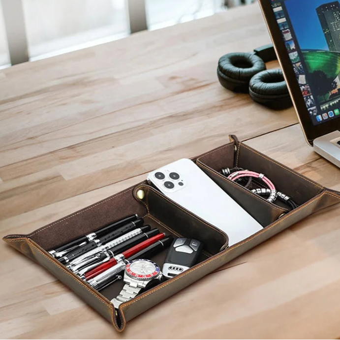 Plateau organisateur en cuir avec 3 compartiments personnalisable